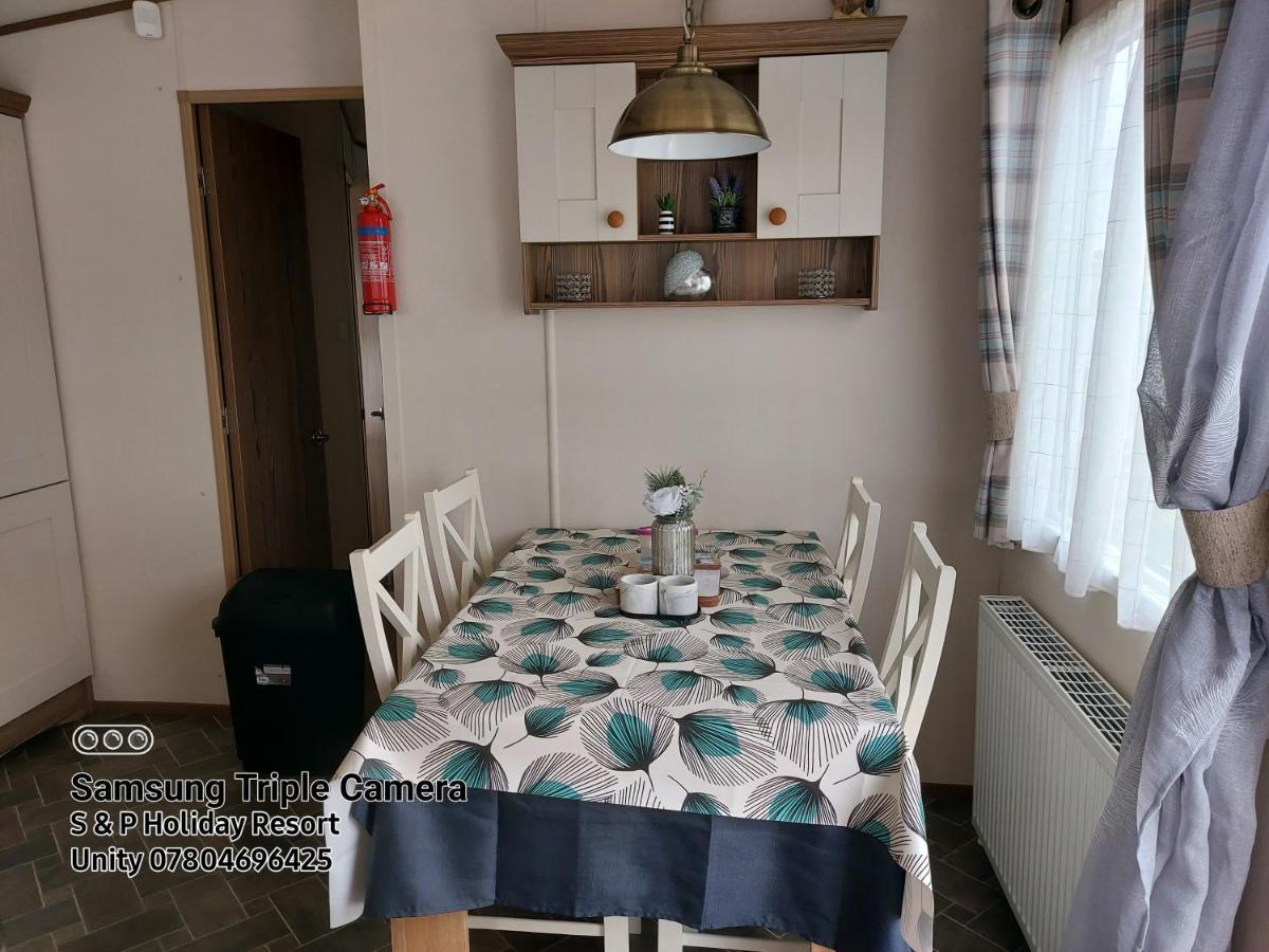 149 Holiday Resort Unity 3 Bedroom Passes Included 布里恩 外观 照片
